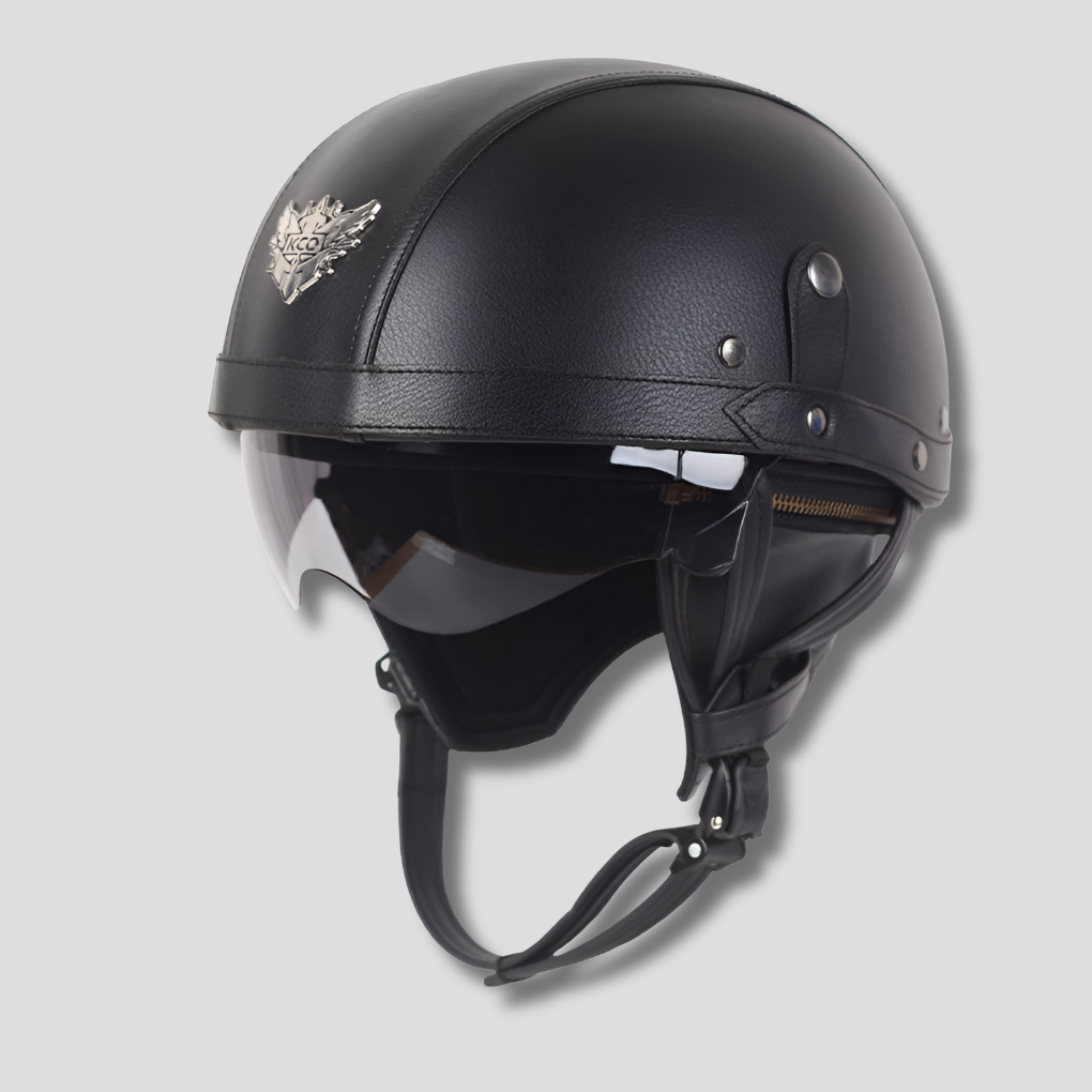 Vintage motocyklová přilba s vysouvacím štítkem