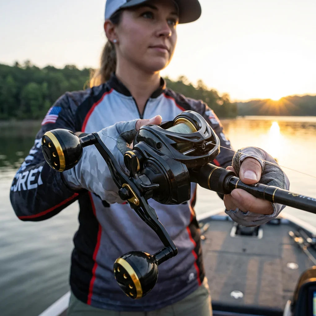 Nízko-profilový baitcasting naviják