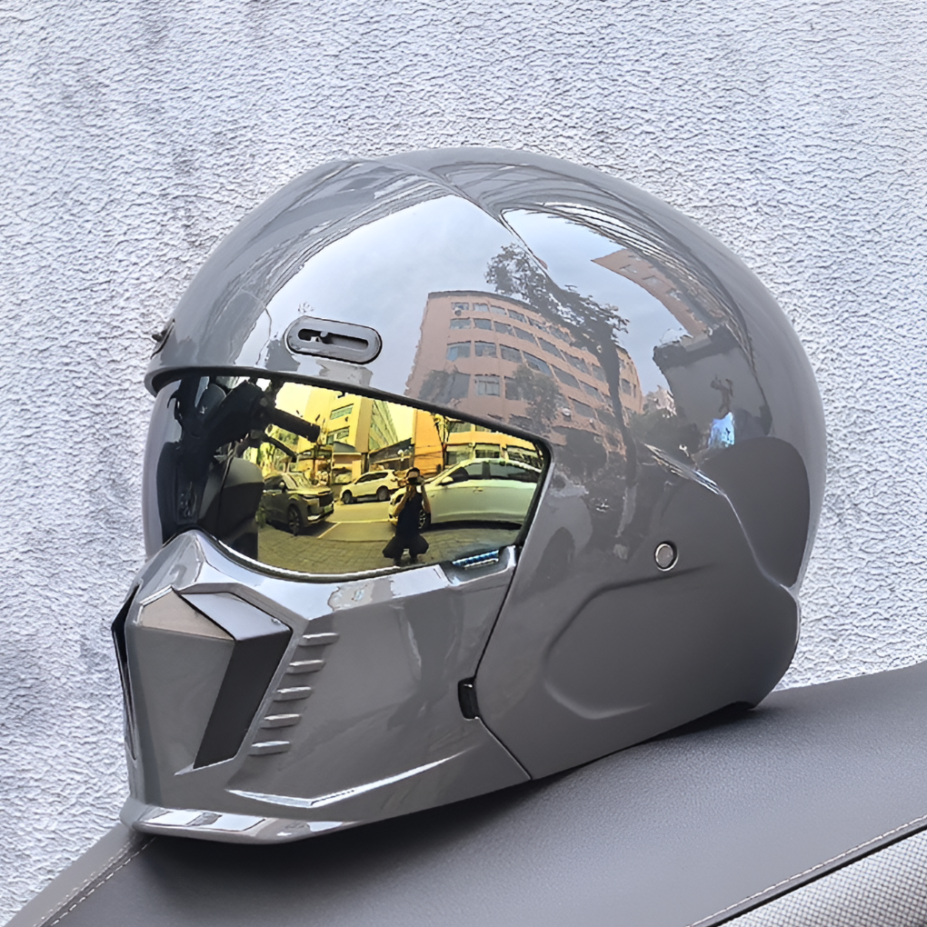 Motocyklová přilba – Bezčasový vzhled