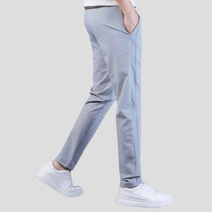 Pánské casual kalhoty – uvolněný střih s každodenním stylem